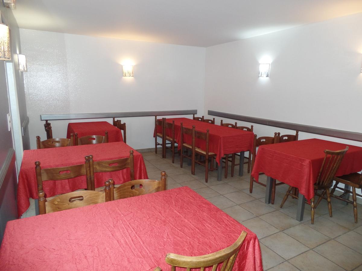 Auberge Saint Jacques Saint-Alban-sur-Limagnole Exterior foto
